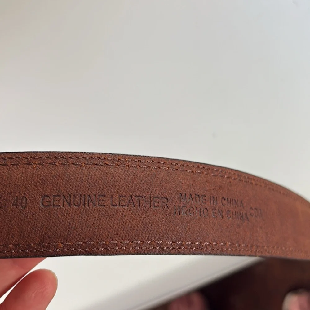 Unbranded brown stitched leather Belt Size 40